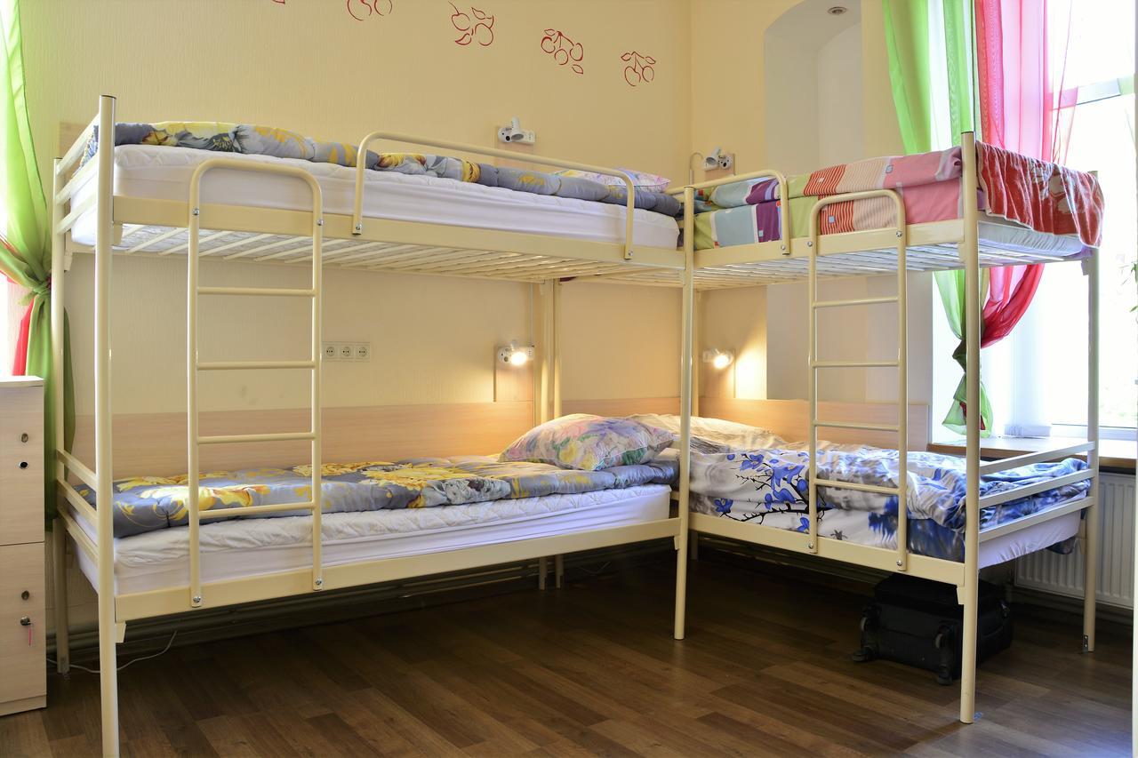Vishnya Hostel Dnipro Exterior photo