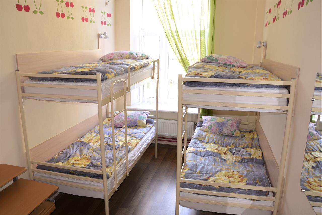 Vishnya Hostel Dnipro Exterior photo