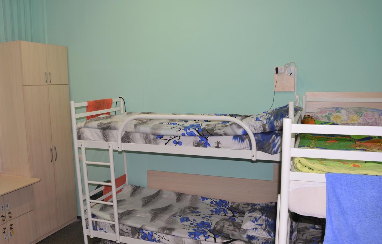 Vishnya Hostel Dnipro Exterior photo