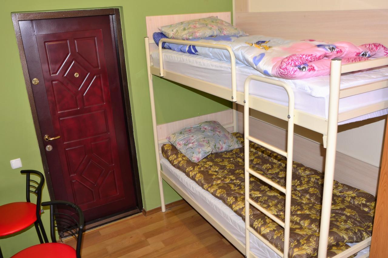 Vishnya Hostel Dnipro Exterior photo