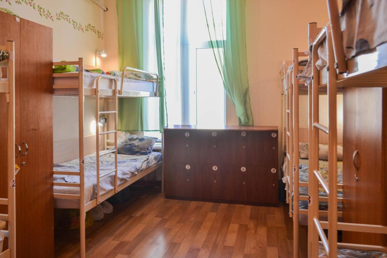Vishnya Hostel Dnipro Exterior photo