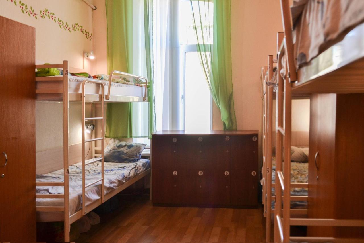 Vishnya Hostel Dnipro Exterior photo